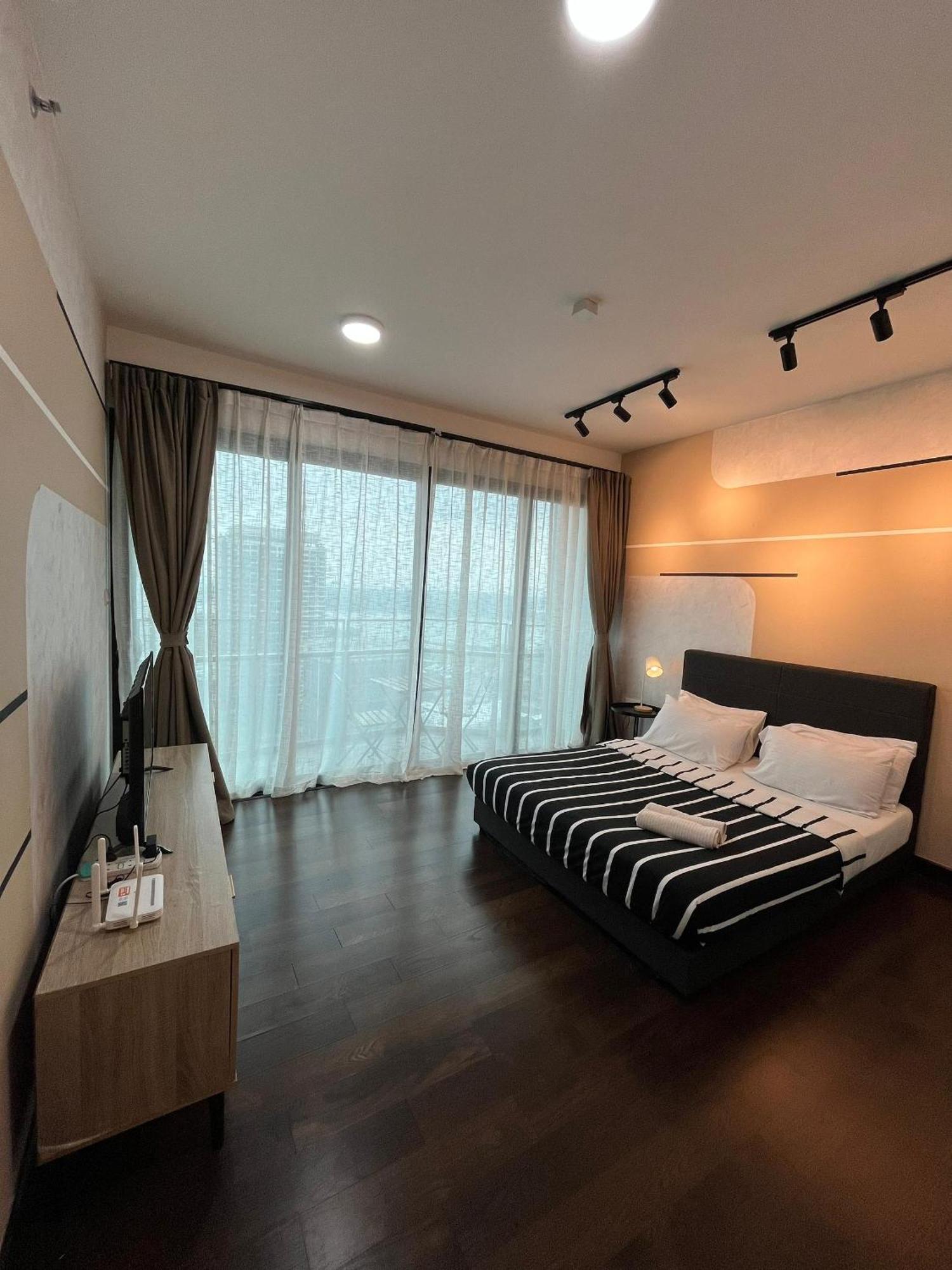 Almas Puteri Harbour Nusajaya Suite Room Exclusive Room 5 Min To Legoaland By Homespace Exterior photo